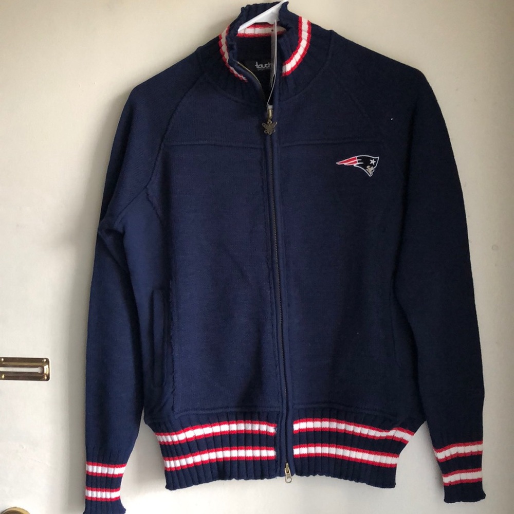 NFL NEW ENGLAND SWEATER TEENS SIZE L